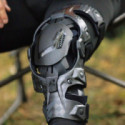 RODILLERAS ORTOPEDICAS EVS WEB ECLIPSE NEGRO